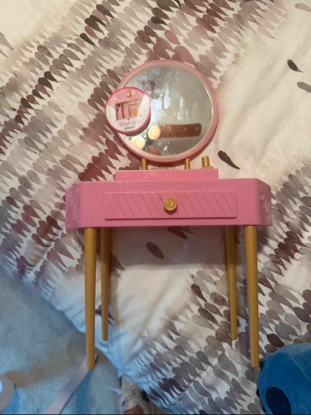 Pink Kids Vanity Table with Round Mirror and Gold Accents
